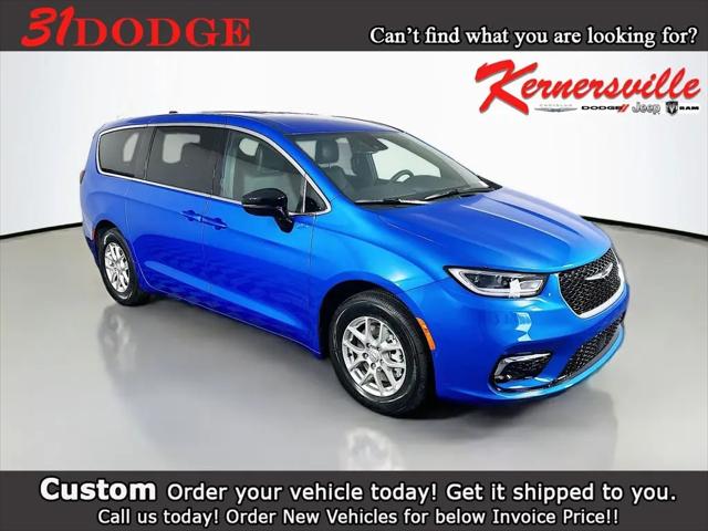 2026 Chrysler Pacifica Select for sale in Kernersville, NC