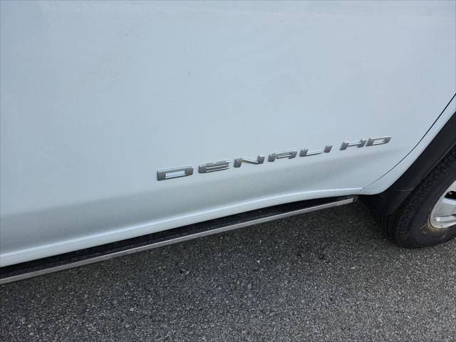 2026 GMC Sierra 3500HD Crew Cab, Long Bed, Denali Dual Rear Wheel, 4WD