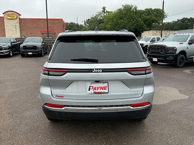 2026 Jeep Grand Cherokee Altitude 4x2