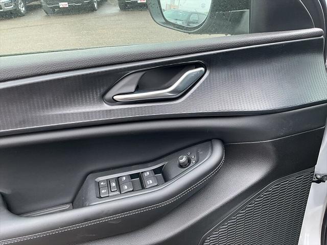 2026 Jeep Grand Cherokee Altitude 4x2
