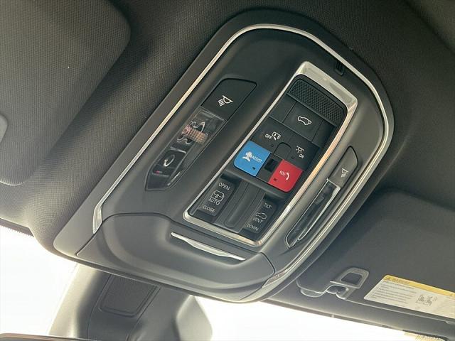 2026 Jeep Grand Cherokee Altitude 4x2