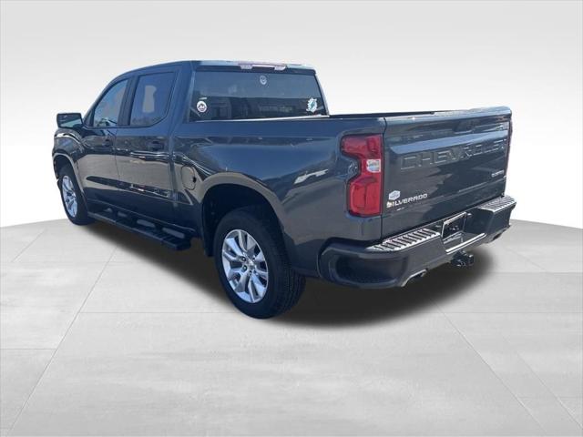 2020 Chevrolet Silverado 1500 2WD Crew Cab Short Bed Custom