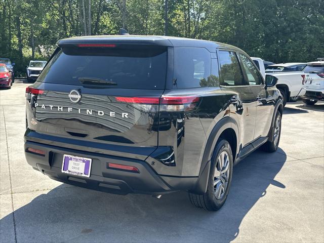 2025 Nissan Pathfinder S FWD