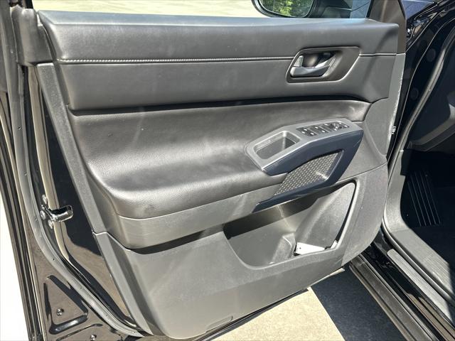 2025 Nissan Pathfinder S FWD