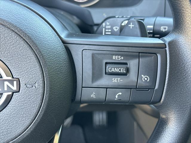 2025 Nissan Pathfinder S FWD