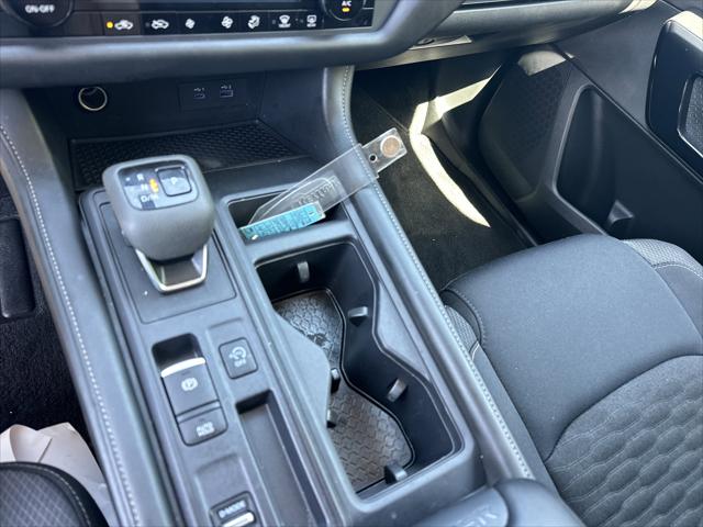 2025 Nissan Pathfinder S FWD
