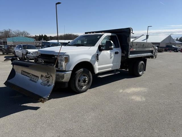 2019 Ford F-350 Chassis XL