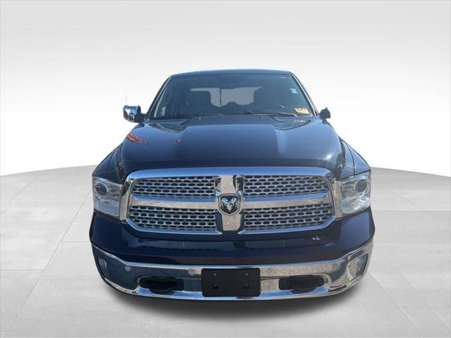 2017 RAM 1500 Laramie Crew Cab 4x4 57 Box 2017 RAM 1500 Laramie Crew Cab 4x4 57 Box