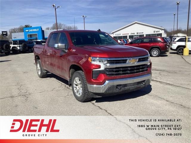 2022 Chevrolet Silverado 1500 4WD Crew Cab Standard Bed LT
