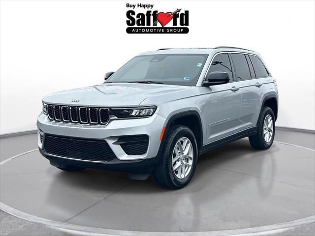 2025 Jeep Grand Cherokee Laredo X 4x4