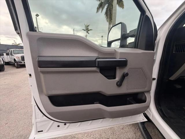 2017 Ford F-550 XL
