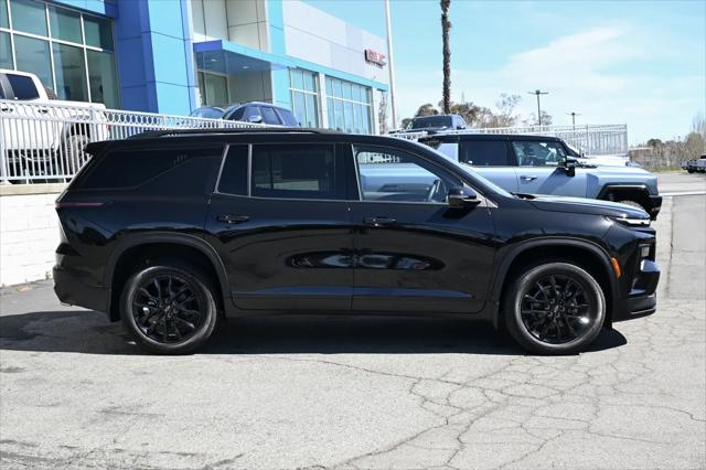 2026 Chevrolet Traverse FWD LT