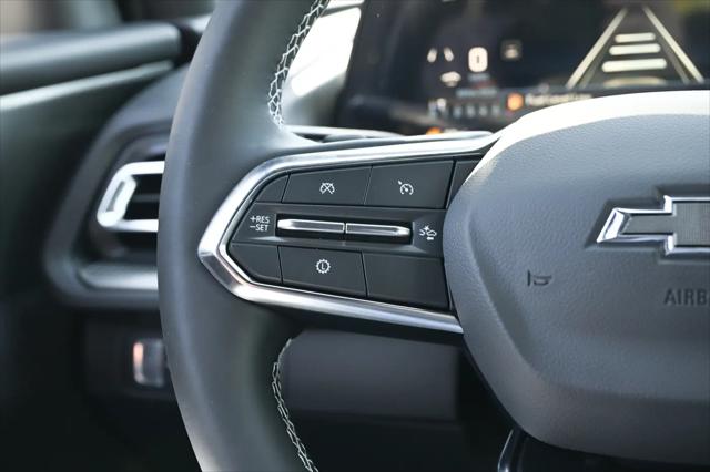 2026 Chevrolet Traverse FWD LT