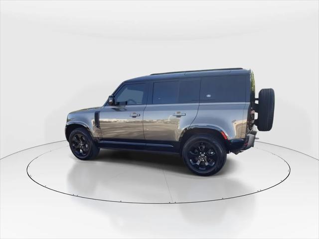 2022 Land Rover Defender 110 X-Dynamic SE