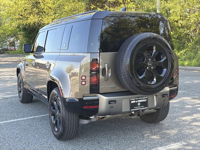 2022 Land Rover Defender 110 X-Dynamic SE