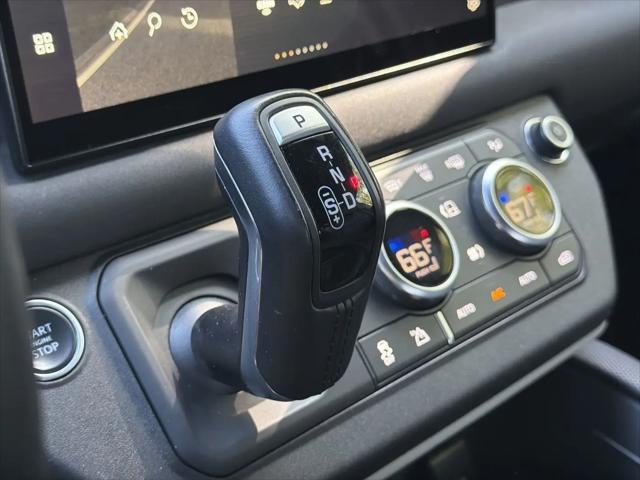 2022 Land Rover Defender 110 X-Dynamic SE