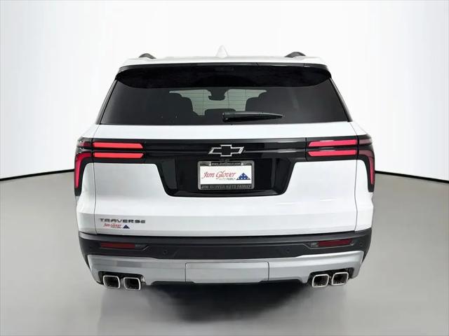 2026 Chevrolet Traverse FWD LT