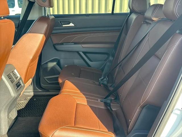 2022 Volkswagen Atlas 3.6L V6 SE w/Technology
