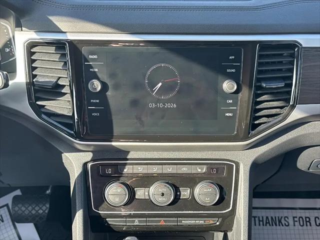 2022 Volkswagen Atlas 3.6L V6 SE w/Technology