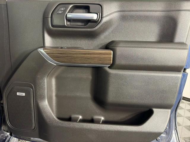 2021 Chevrolet Silverado 1500 4WD Crew Cab Short Bed RST