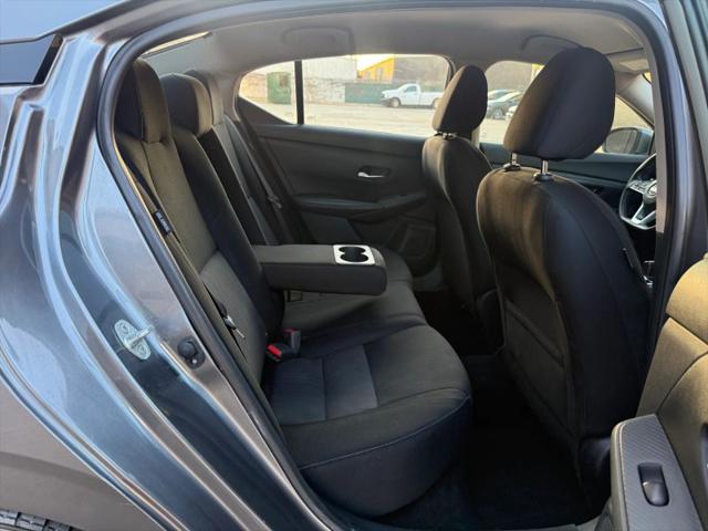 2022 Nissan Sentra SV Xtronic CVT