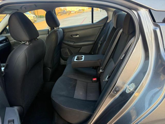 2022 Nissan Sentra SV Xtronic CVT