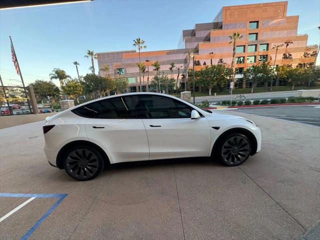 2022 Tesla Model Y Performance Dual Motor All-Wheel Drive