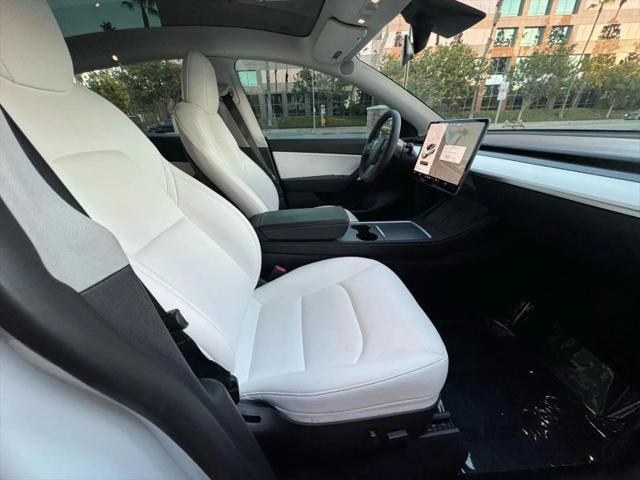 2022 Tesla Model Y Performance Dual Motor All-Wheel Drive