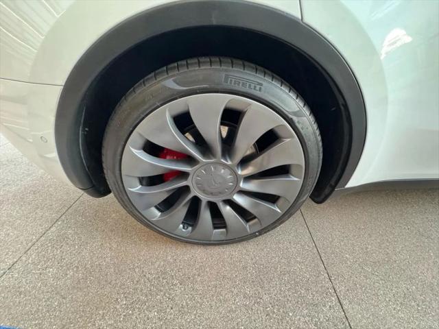 2022 Tesla Model Y Performance Dual Motor All-Wheel Drive