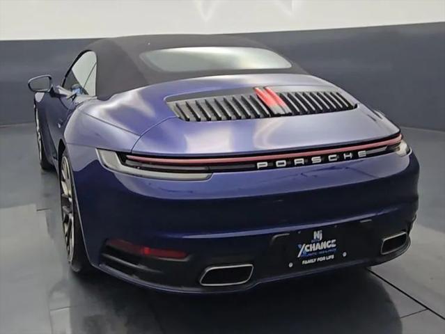 2021 Porsche 911 Carrera 4 Cabriolet