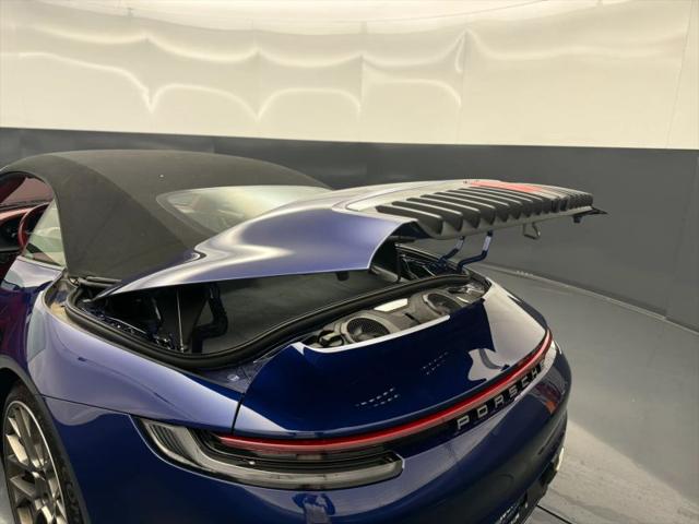 2021 Porsche 911 Carrera 4 Cabriolet