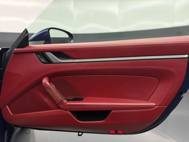 2021 Porsche 911 Carrera 4 Cabriolet
