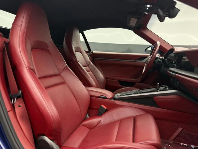 2021 Porsche 911 Carrera 4 Cabriolet