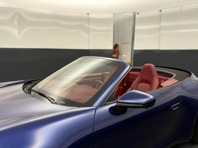 2021 Porsche 911 Carrera 4 Cabriolet