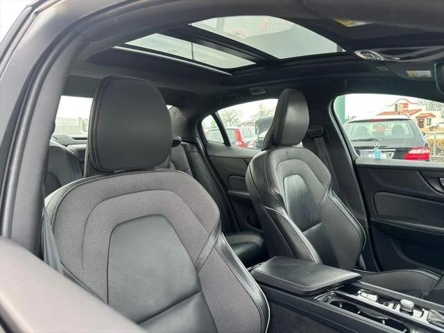 2021 Volvo S60 T6 R-Design