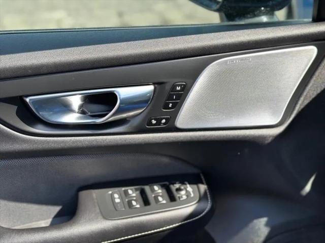2021 Volvo S60 T6 R-Design