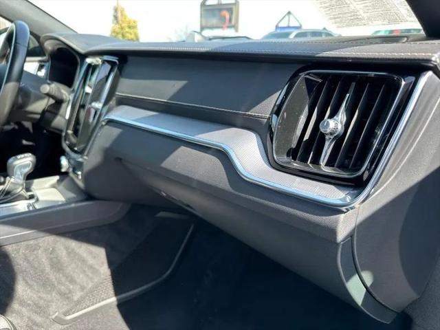 2021 Volvo S60 T6 R-Design