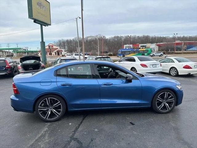 2021 Volvo S60 T6 R-Design