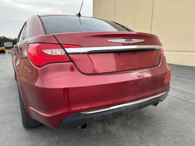 2012 Chrysler 200 LX