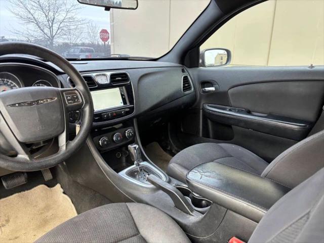 2012 Chrysler 200 LX