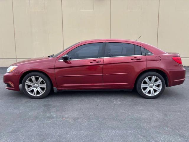 2012 Chrysler 200 LX