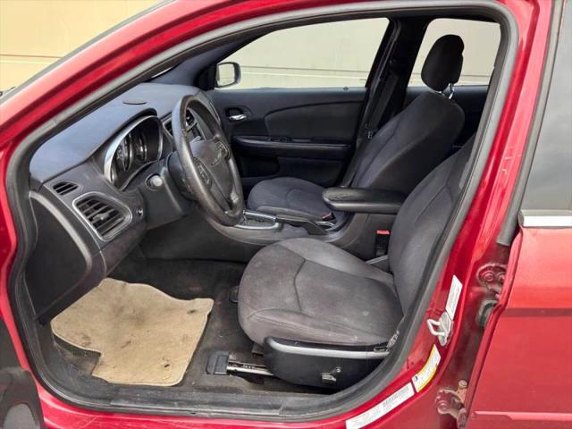 2012 Chrysler 200 LX