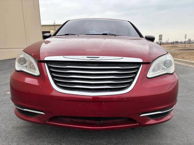 2012 Chrysler 200 LX
