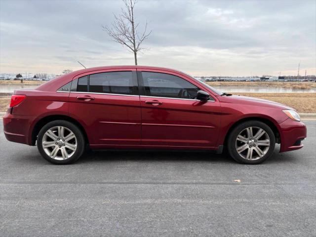 2012 Chrysler 200 LX