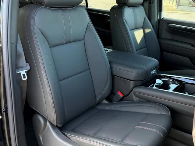 2026 Chevrolet Suburban RST, 4WD