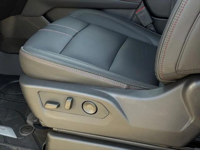 2026 Chevrolet Suburban RST, 4WD