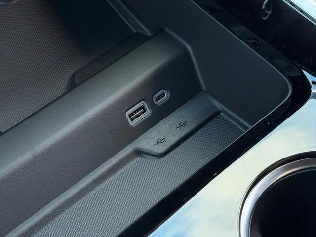 2026 Chevrolet Suburban RST, 4WD
