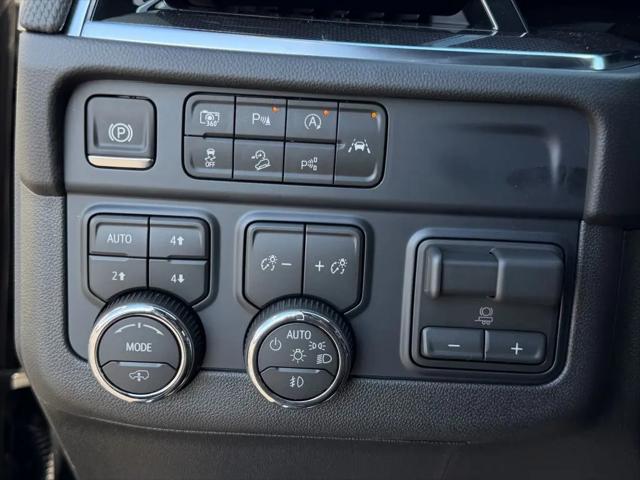 2026 Chevrolet Suburban RST, 4WD