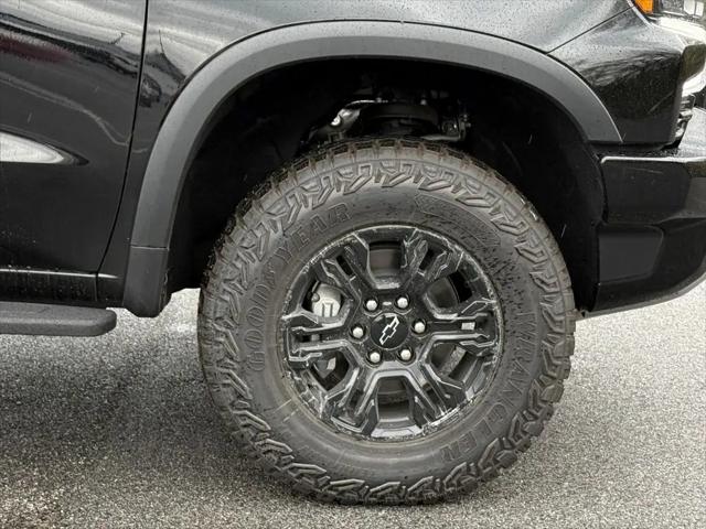 2026 Chevrolet Silverado 1500 4WD Crew Cab Short Bed ZR2
