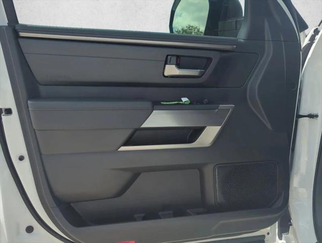 2026 Toyota Tundra SR5 CrewMax 5.5' Bed